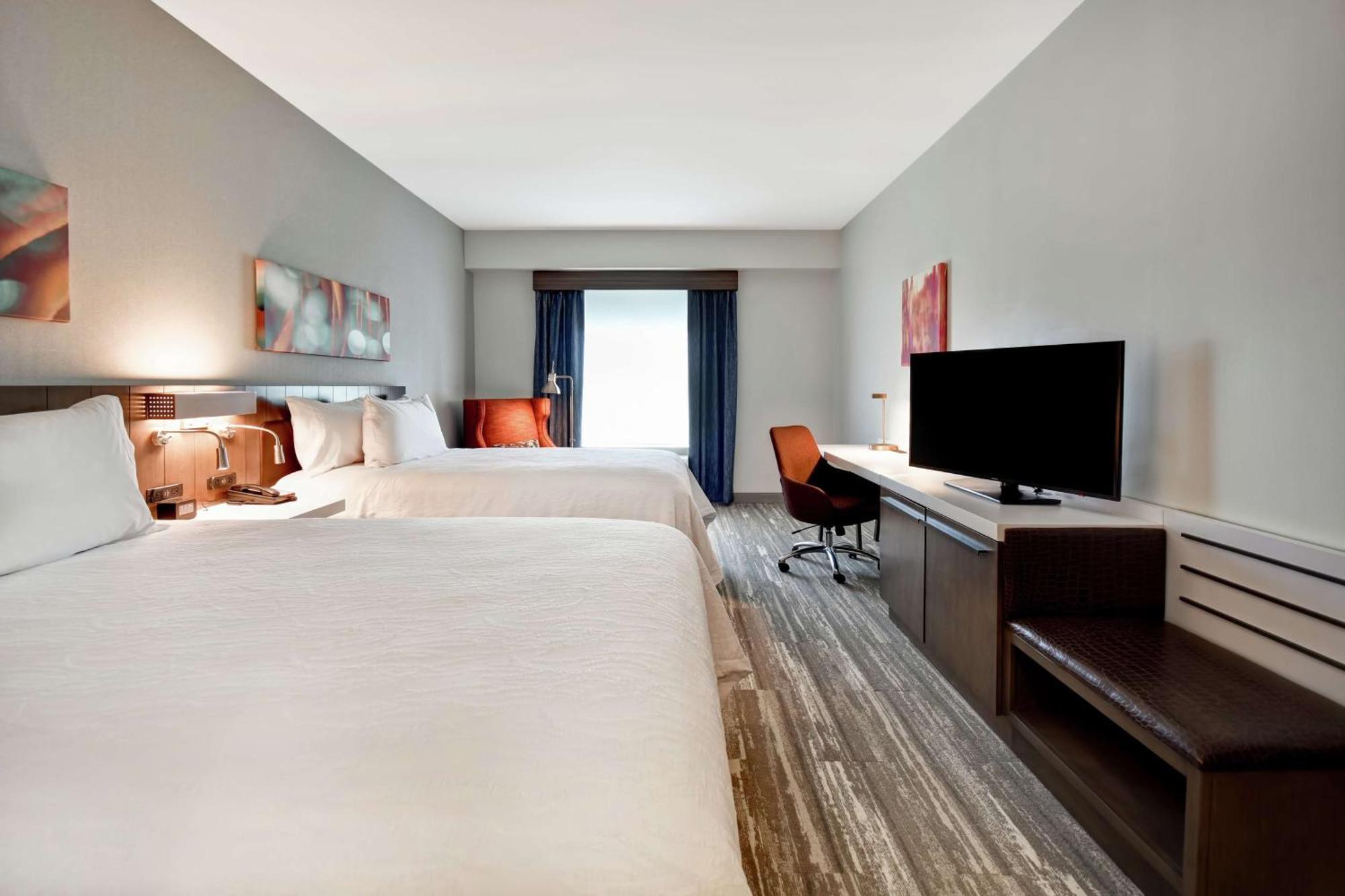 Hilton Garden Inn Lansing West Exterior photo